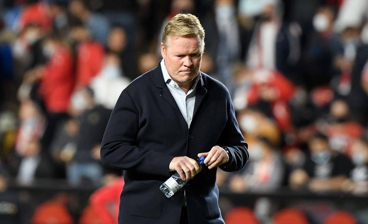 波兰轻取英格兰，科曼绝境逆转