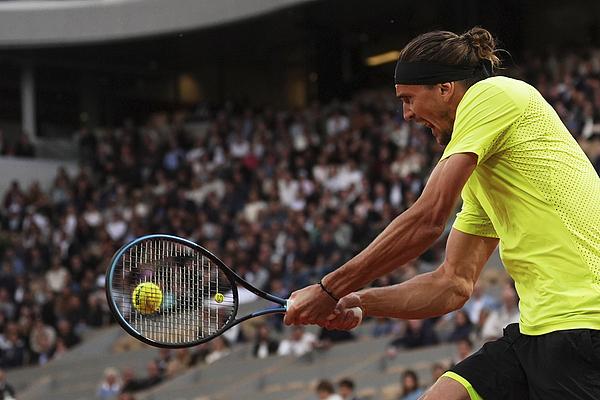 开云体育-关于德国网球队绝地反击日本网球队,德约科维奇高光表现的信息