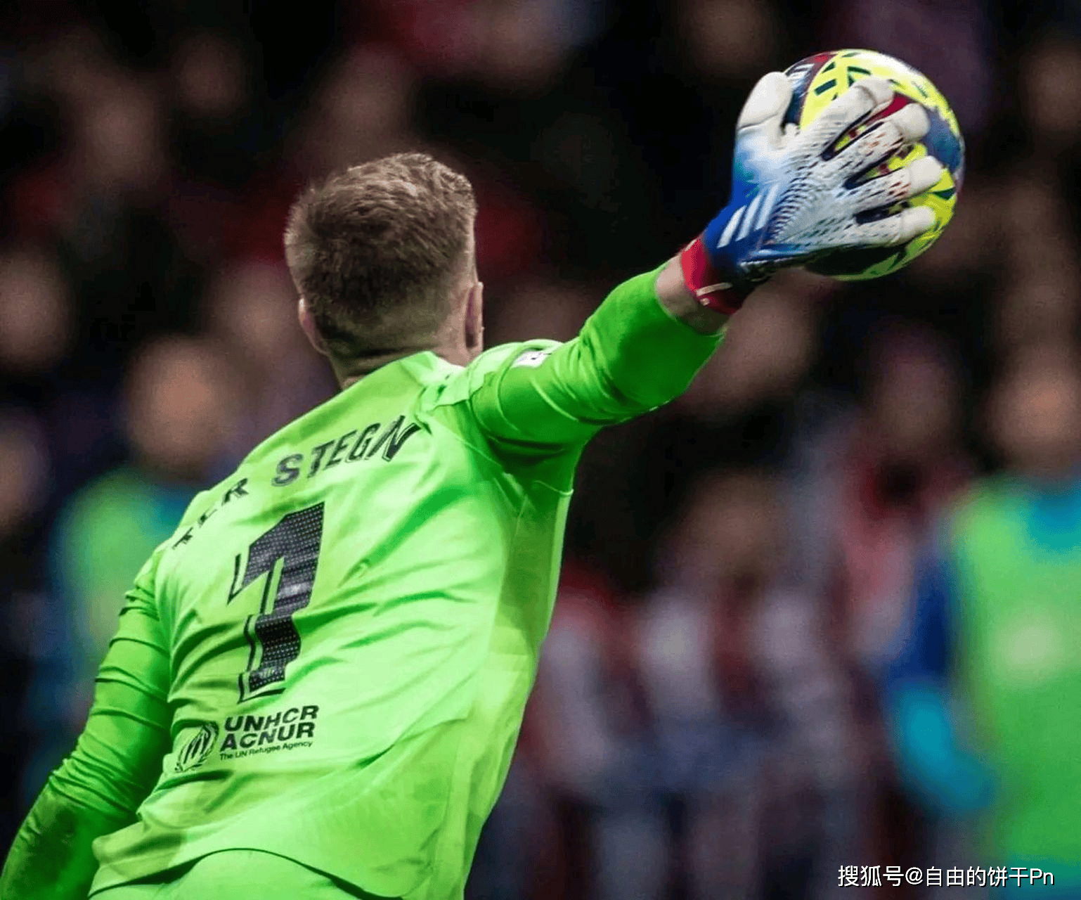 开云体育app-哥伦比亚血洗多特蒙德,特尔施特根送出助攻