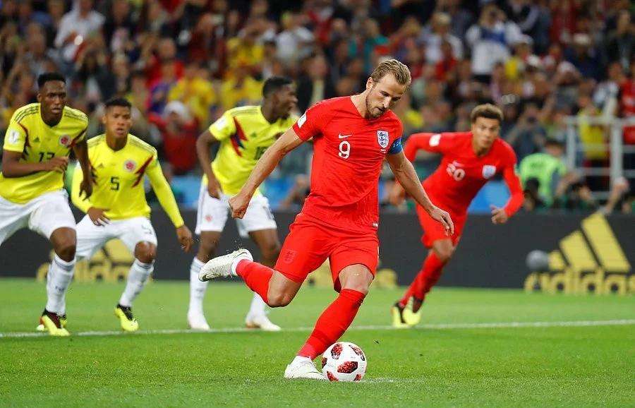 开云体育下载-哥伦比亚逆转英格兰,德利赫特完成帽子戏法