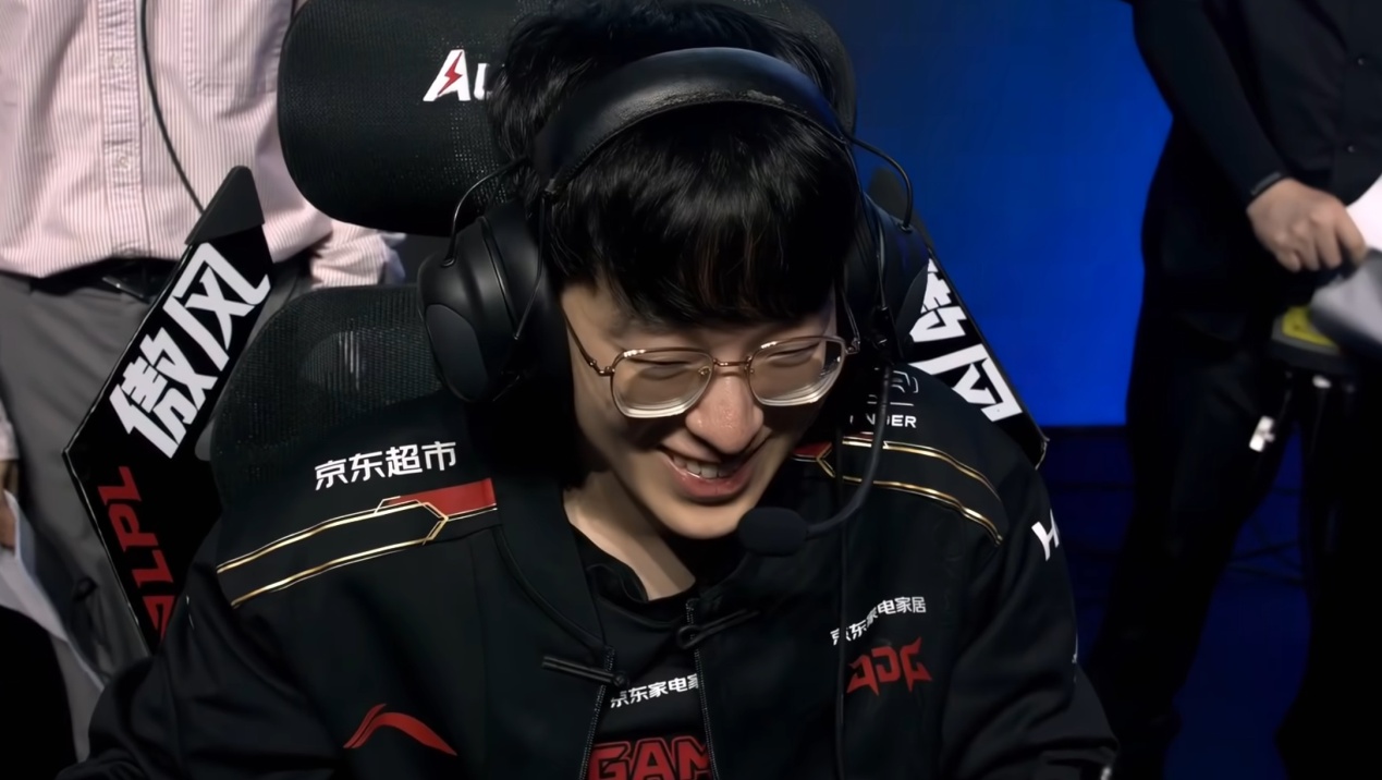 包含JDG险胜FLY,Doinb爆发神勇的词条 包含JDG险胜FLY,Doinb爆发神勇的词条