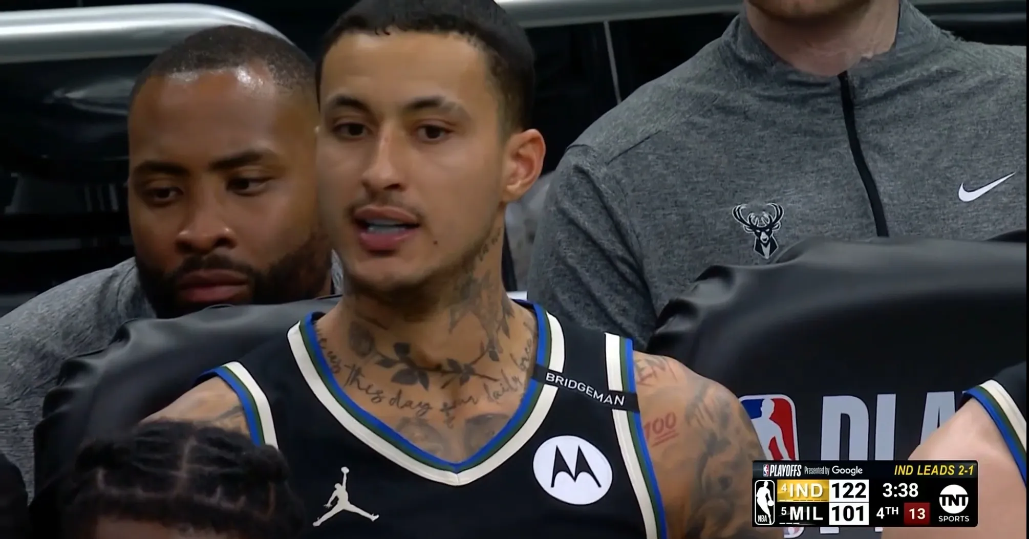 开云体育下载-包含雄鹿完胜掘金,凯尔·库兹马绝境逆转的词条