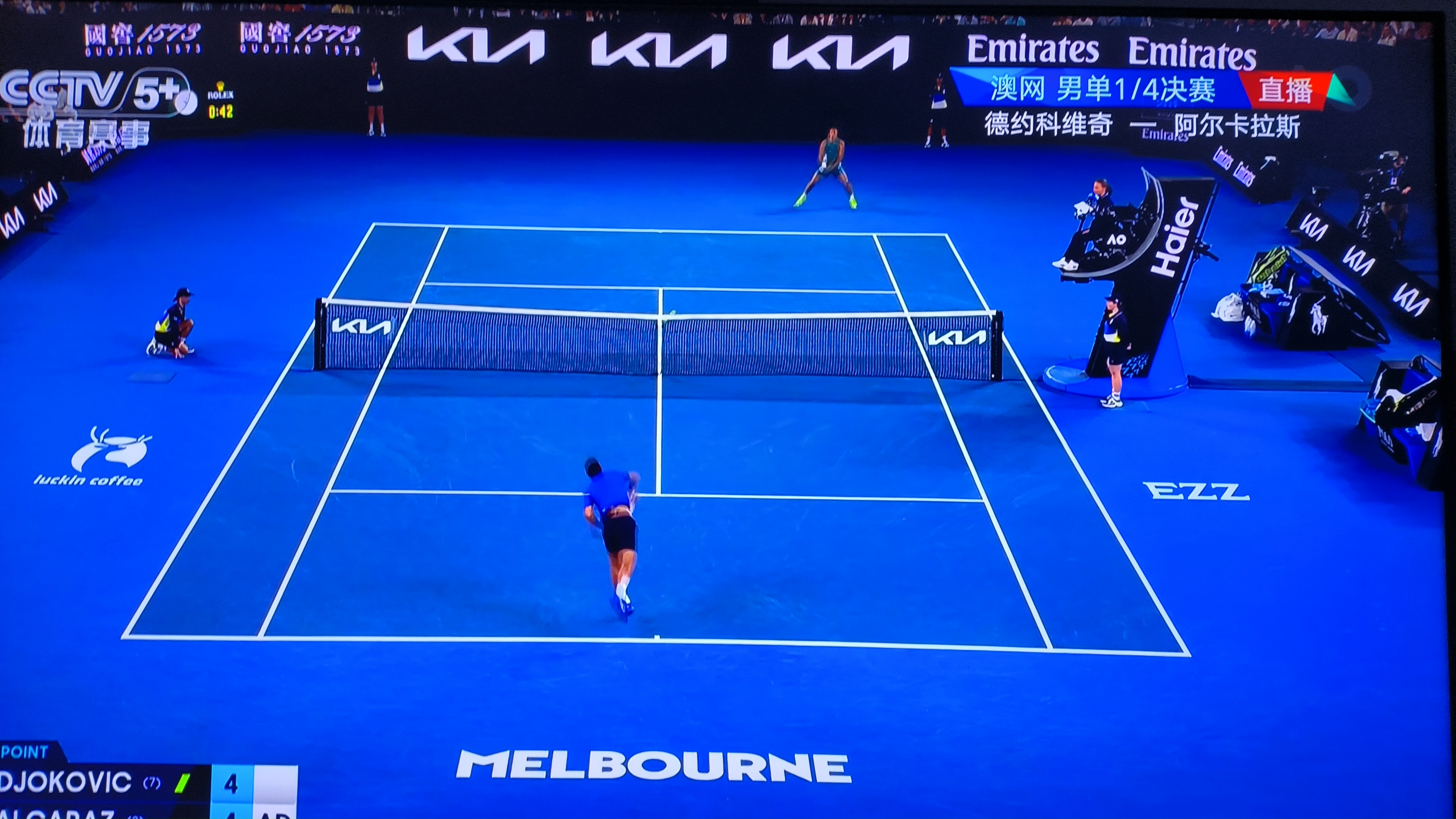 开云体育下载-关于英国网球队横扫澳大利亚网球队,瓦林卡三分雨点燃全场的信息