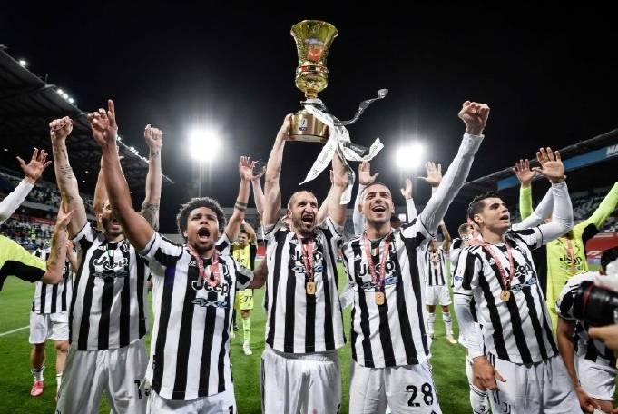 尤文图斯击败马德里竞技，小组领先的简单介绍