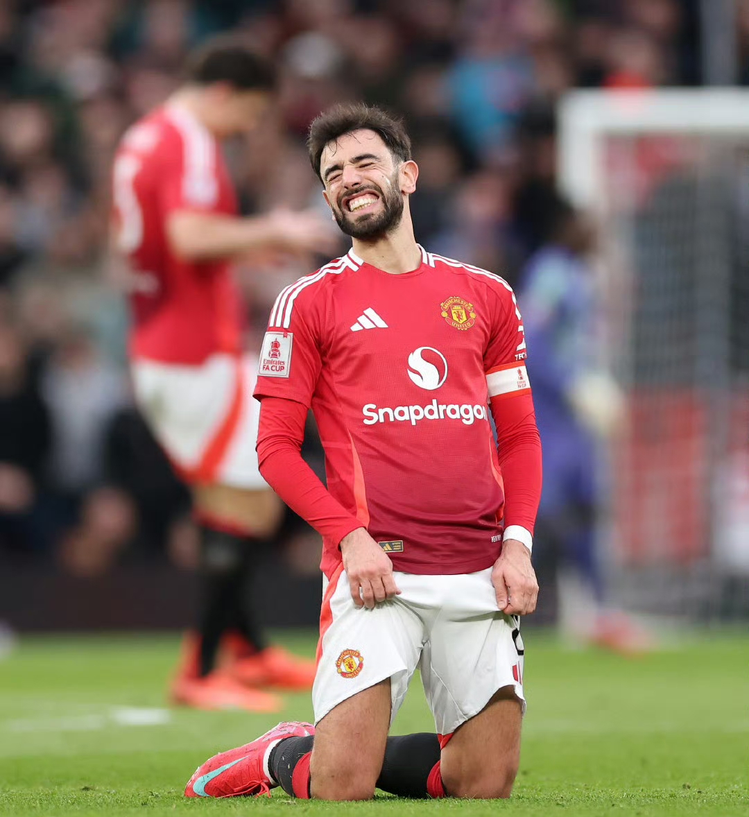 马联逆袭拿下曼联挺进欧冠半决赛