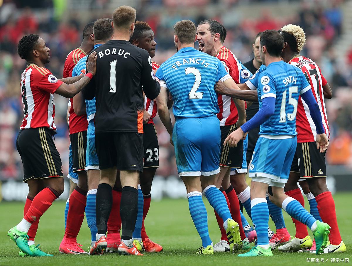 利兹联客场大胜,取得联赛亚军一步之遥的简单介绍 利兹联客场大胜,取得联赛亚军一步之遥的简单介绍