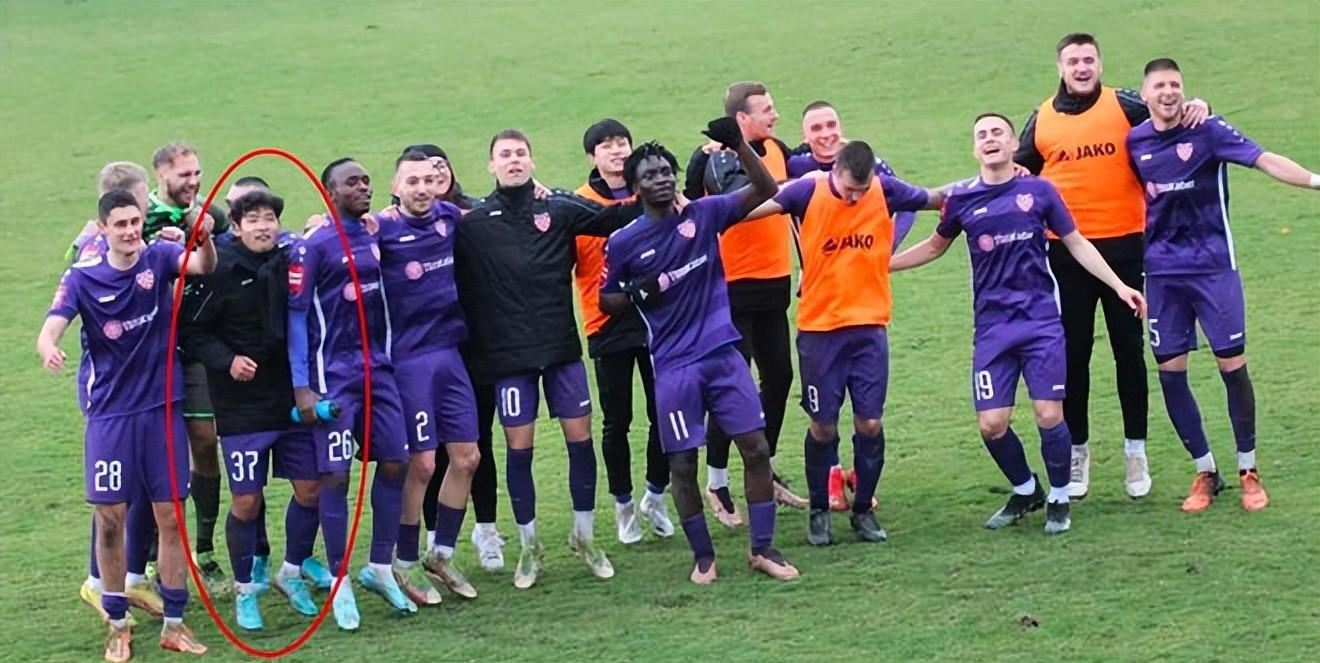 足球亚洲盛况空前,球队实力角逐强势登场 足球亚洲盛况空前,球队实力角逐强势登场