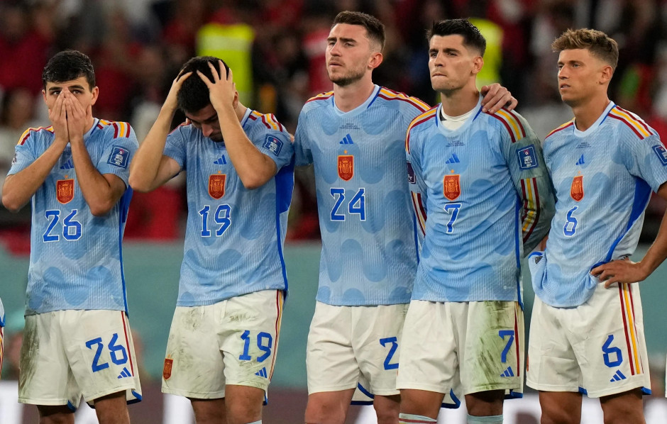 关于篮球男子半决赛：西班牙队悉数淘汰的信息