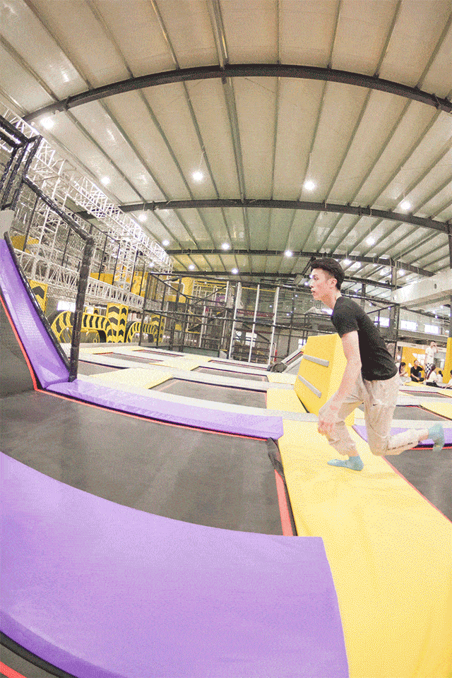 开云体育登录-包含蹦床大赛飞跃华章,选手飞檐走壁的词条